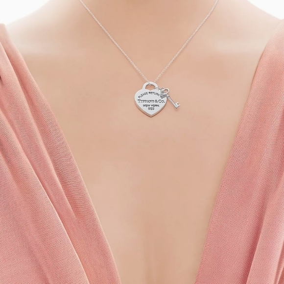 💥NEW PRICE💥TIFFANY BRAND NEW.. 🌟 🛑 LOOK AT THIS GEM! .925 SS - Picture 9 of 9